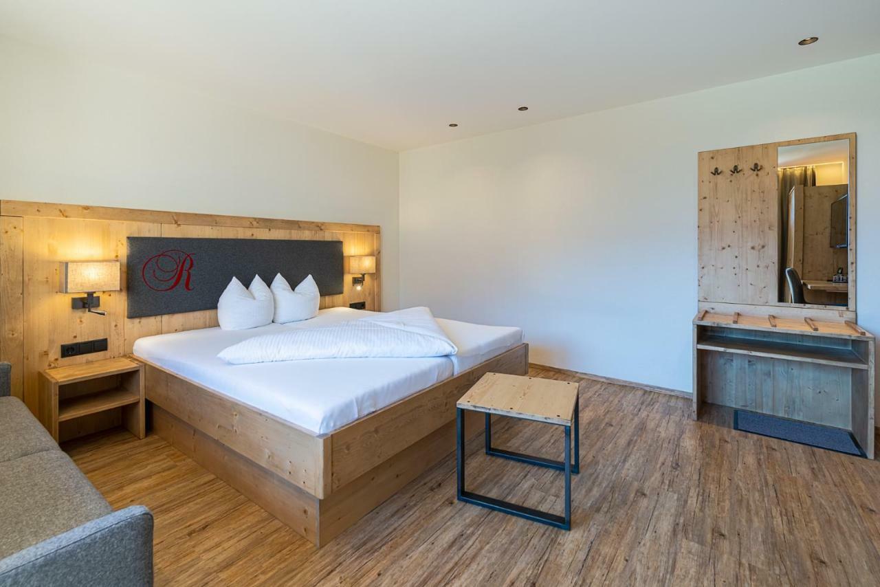 Hotel Garni Romantik Fügen Εξωτερικό φωτογραφία