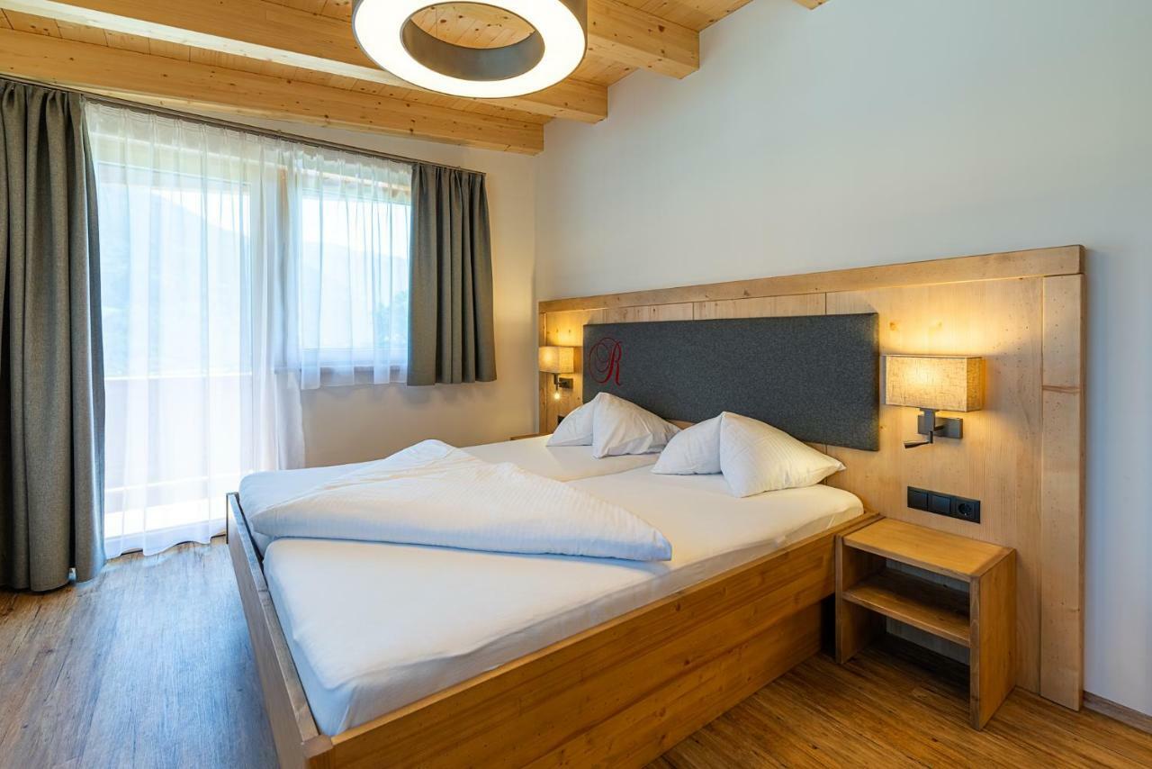 Hotel Garni Romantik Fügen Εξωτερικό φωτογραφία